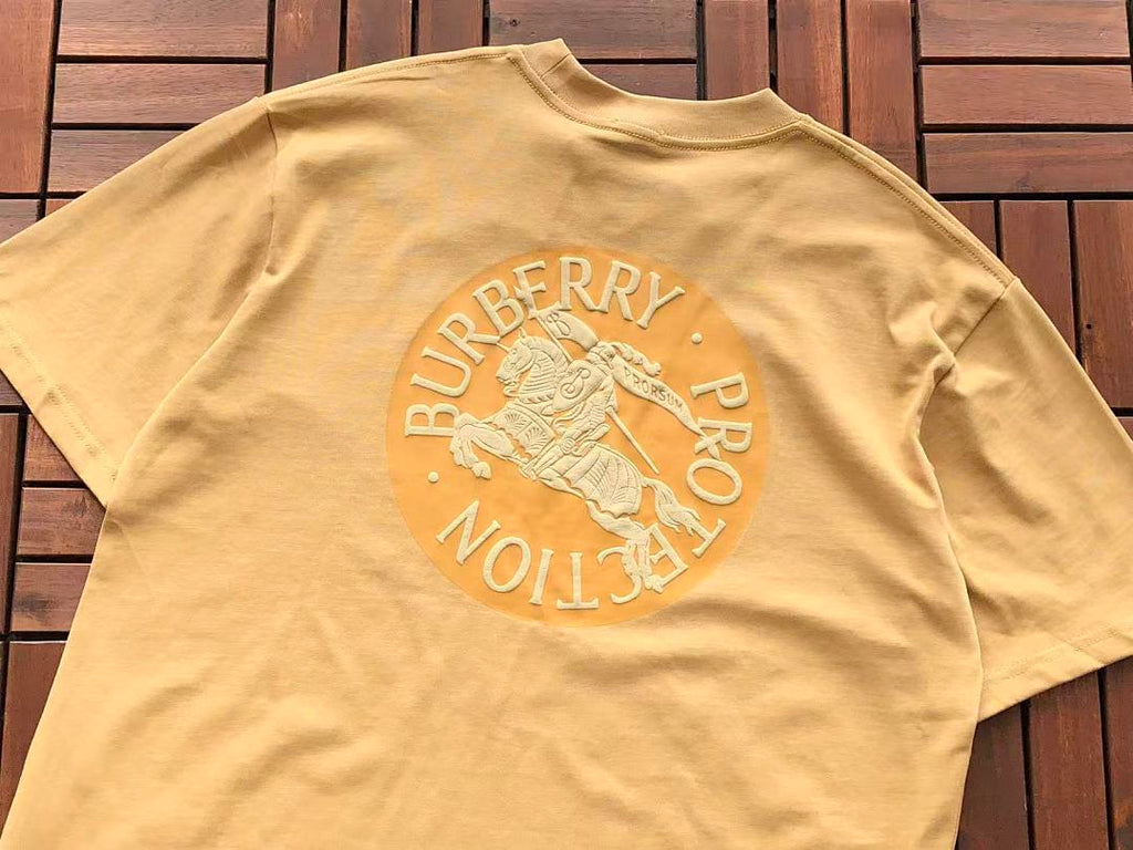 Burberry T-SHIRT