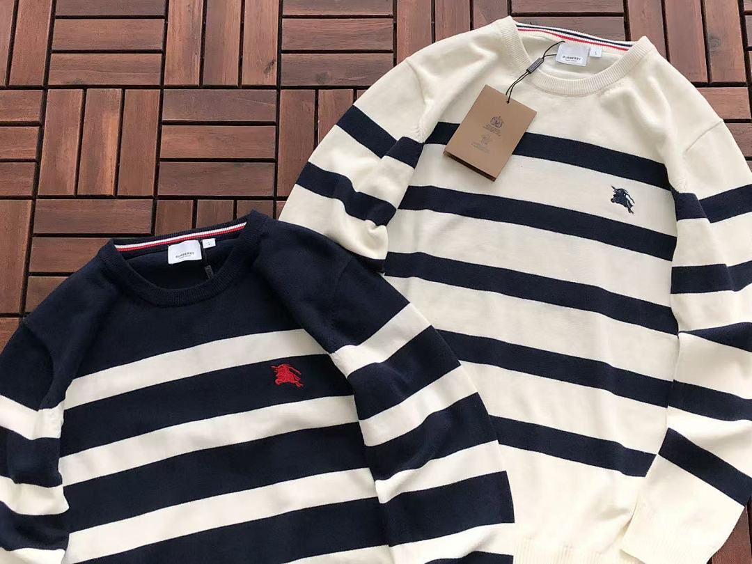 Burberry SWEATER
