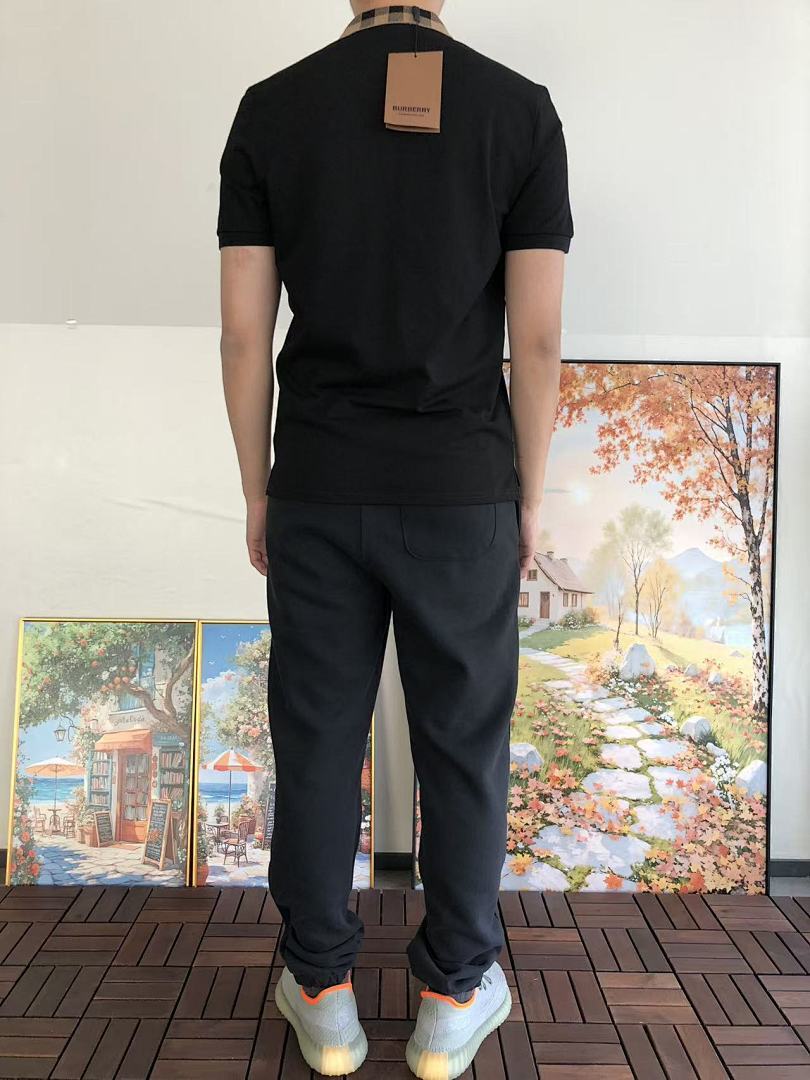 Burberry T-SHIRT