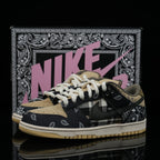Nike SB Dunk Low Black White