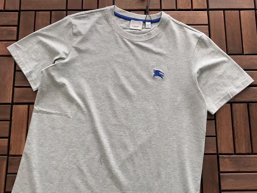 Burberry T-SHIRT