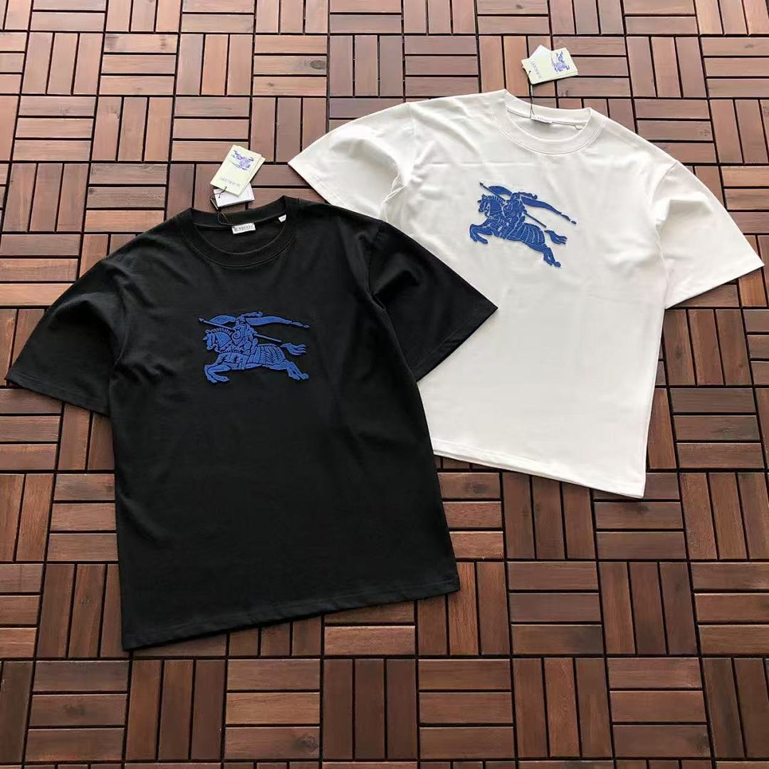 Burberry T-Shirt