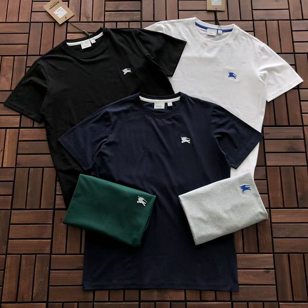 Burberry T-SHIRT