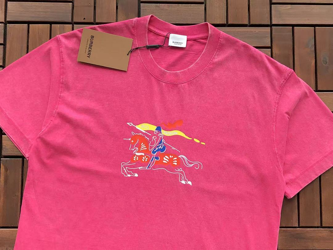 Burberry T-Shirt
