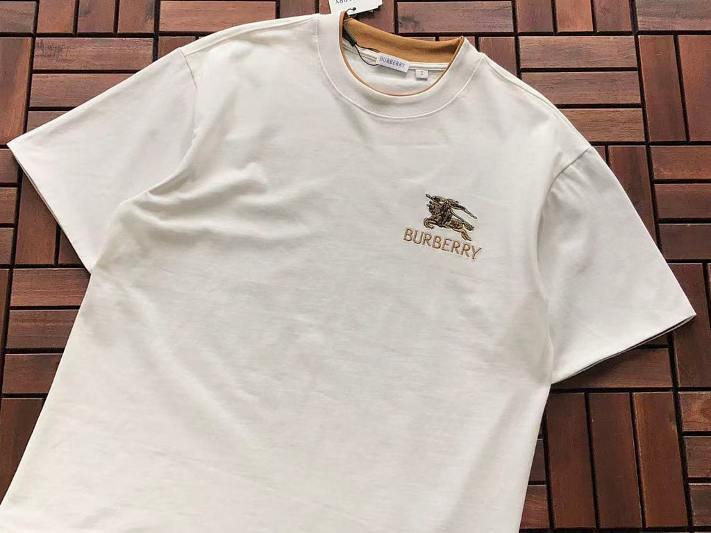 Burberry T-SHIRT