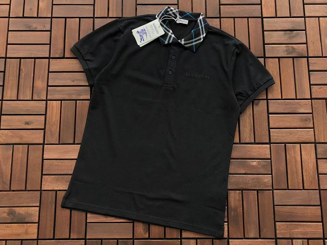 Burberry T-SHIRT