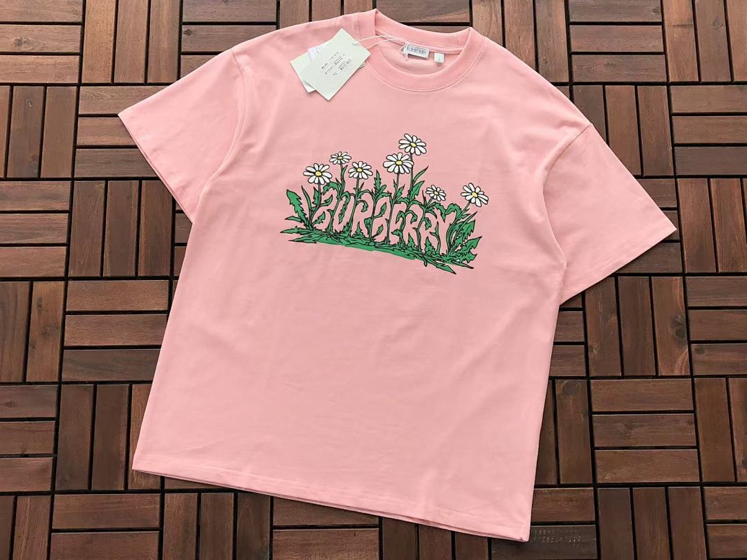 Burberry T-SHIRT