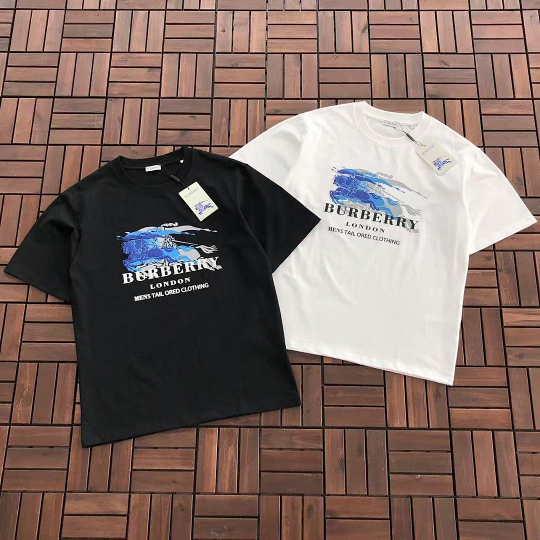 Burberry T-SHIRT