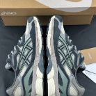 ASICS Product 142