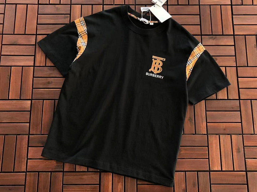 Burberry T-SHIRT