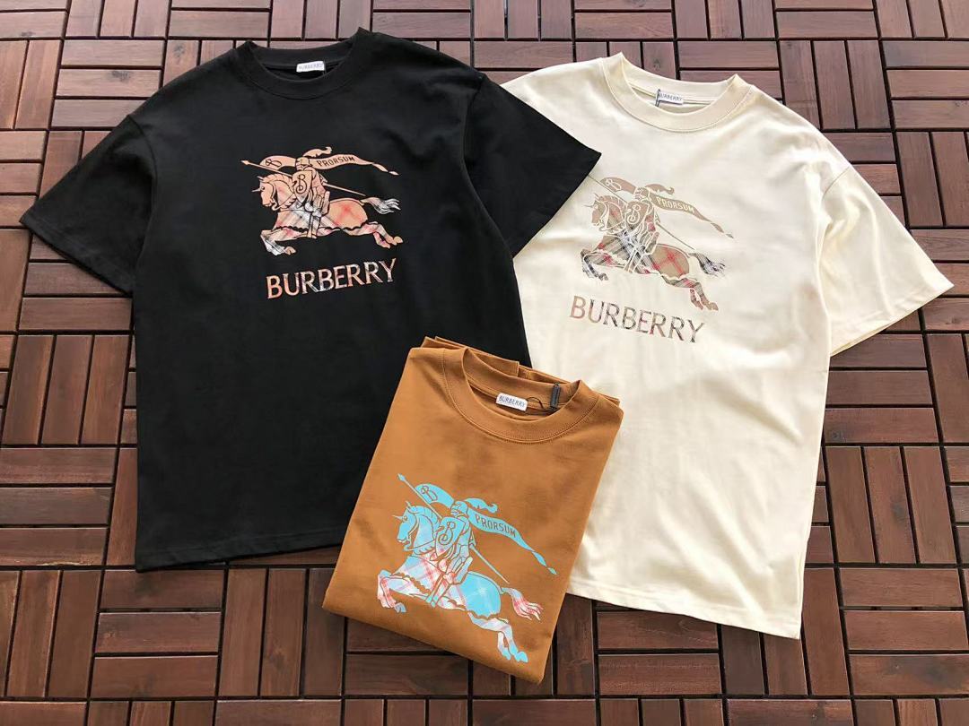 Burberry T-SHIRT