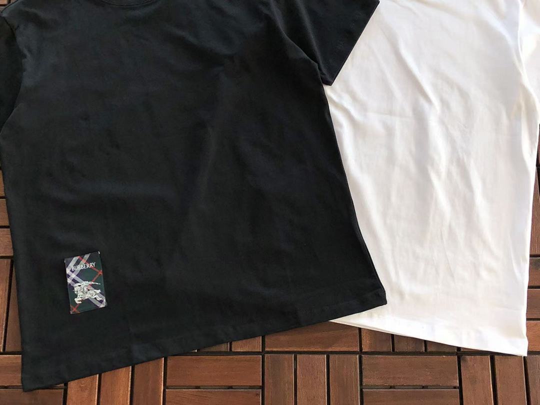 Burberry T-SHIRT