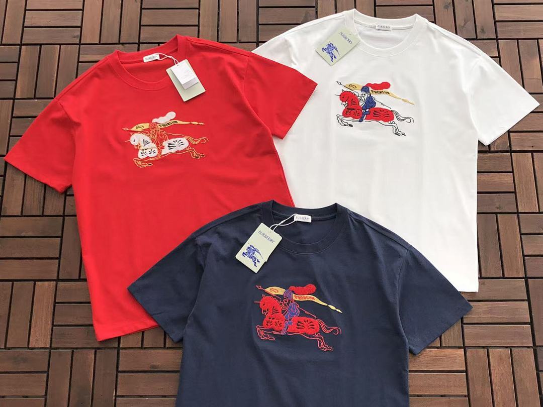 Burberry T-SHIRT