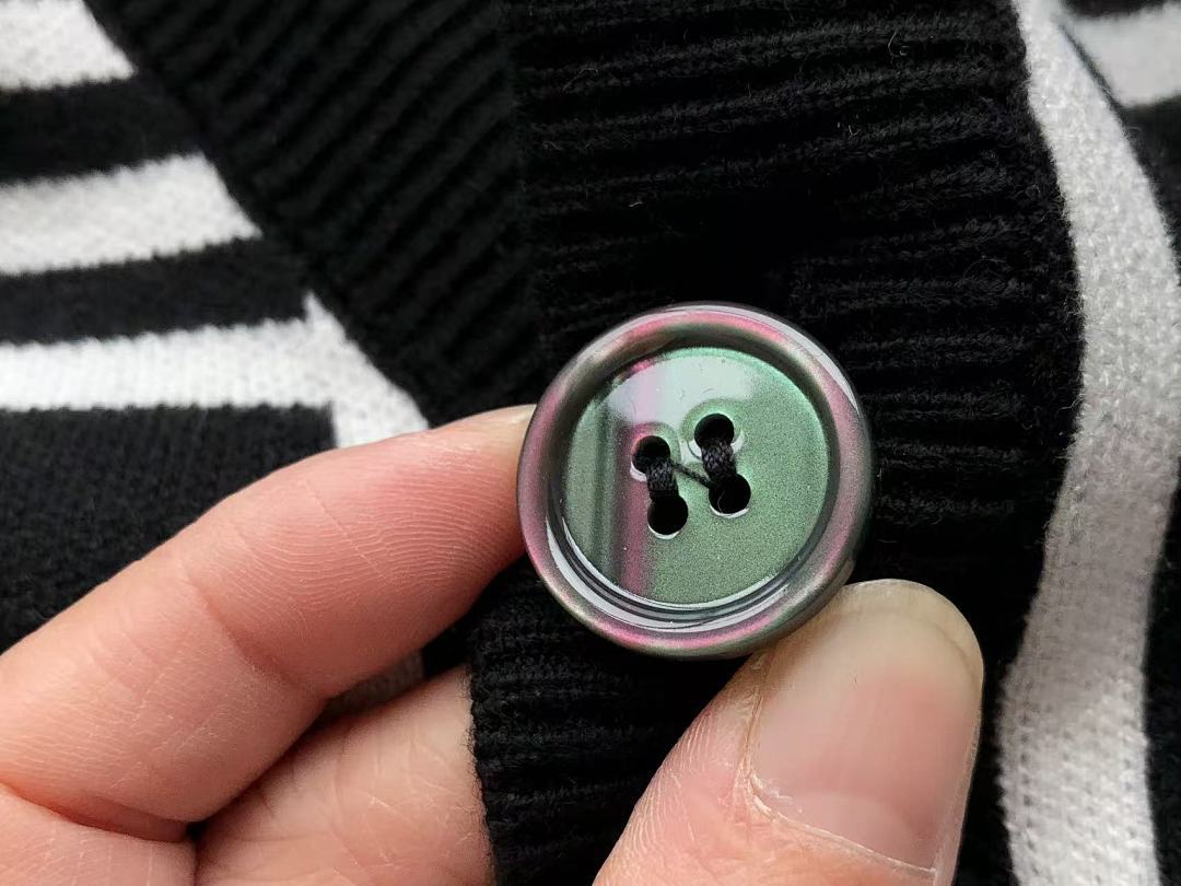 Burberry SWEATER
