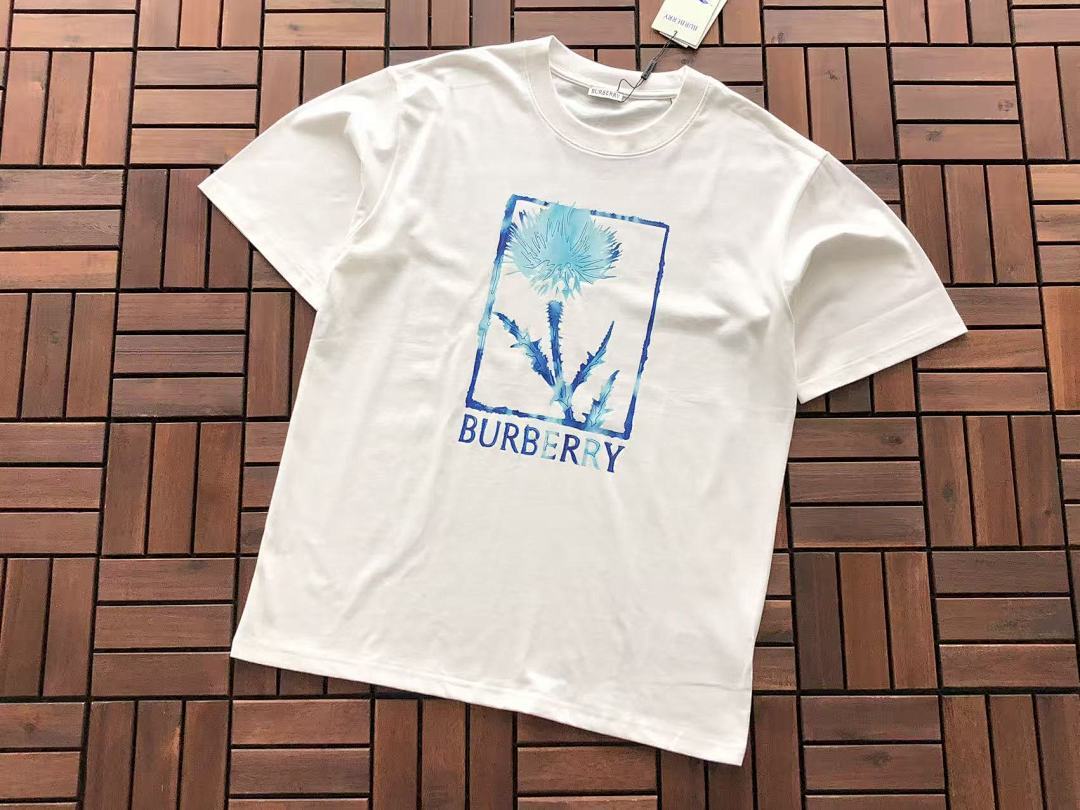 Burberry T-Shirt