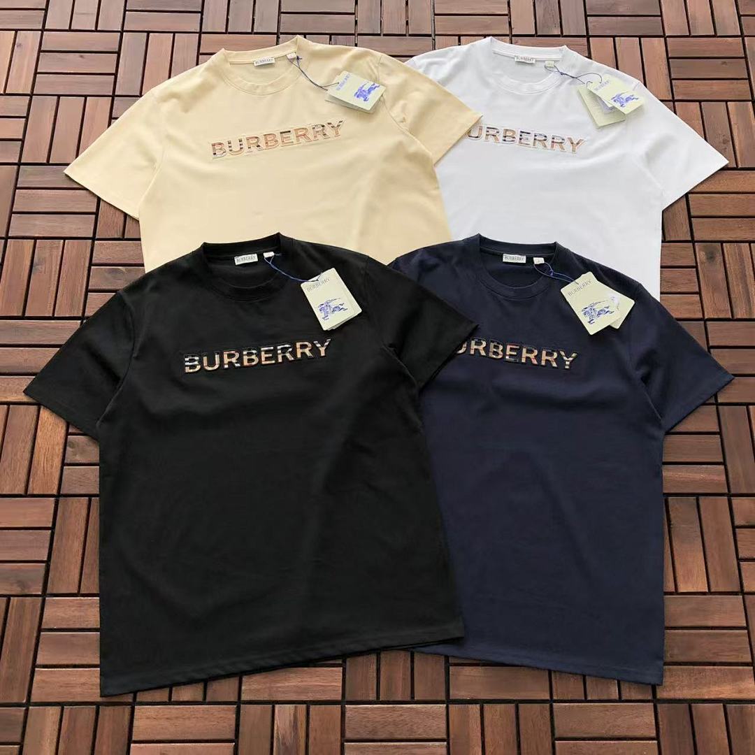 Burberry T-SHIRT