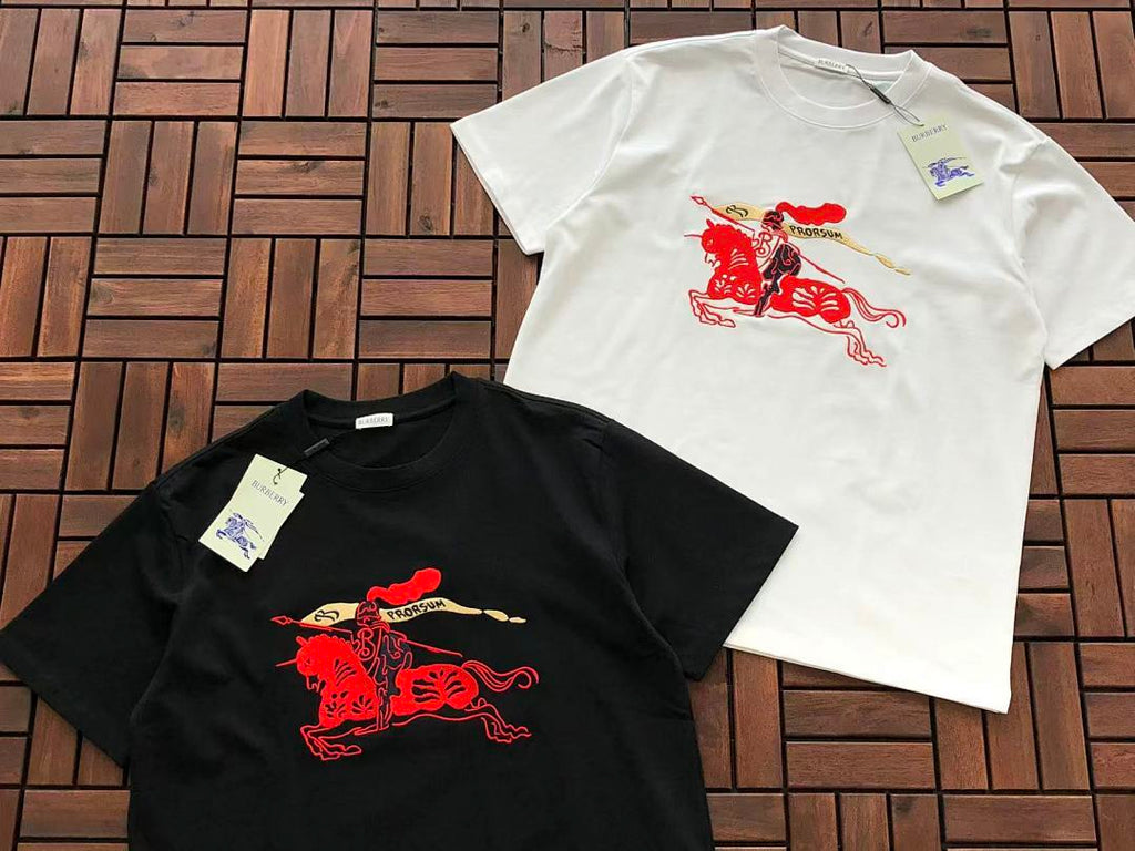 Burberry T-SHIRT