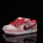 Nike SB Dunk Low Valentines Day