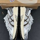 ASICS Product 115
