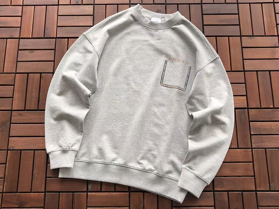 Burberry SWEATER