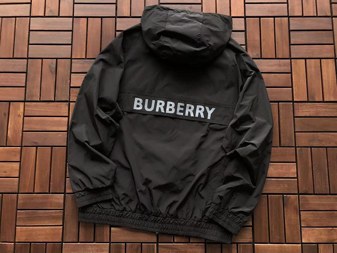 Burberry JACKET