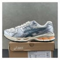 ASICS Product 127