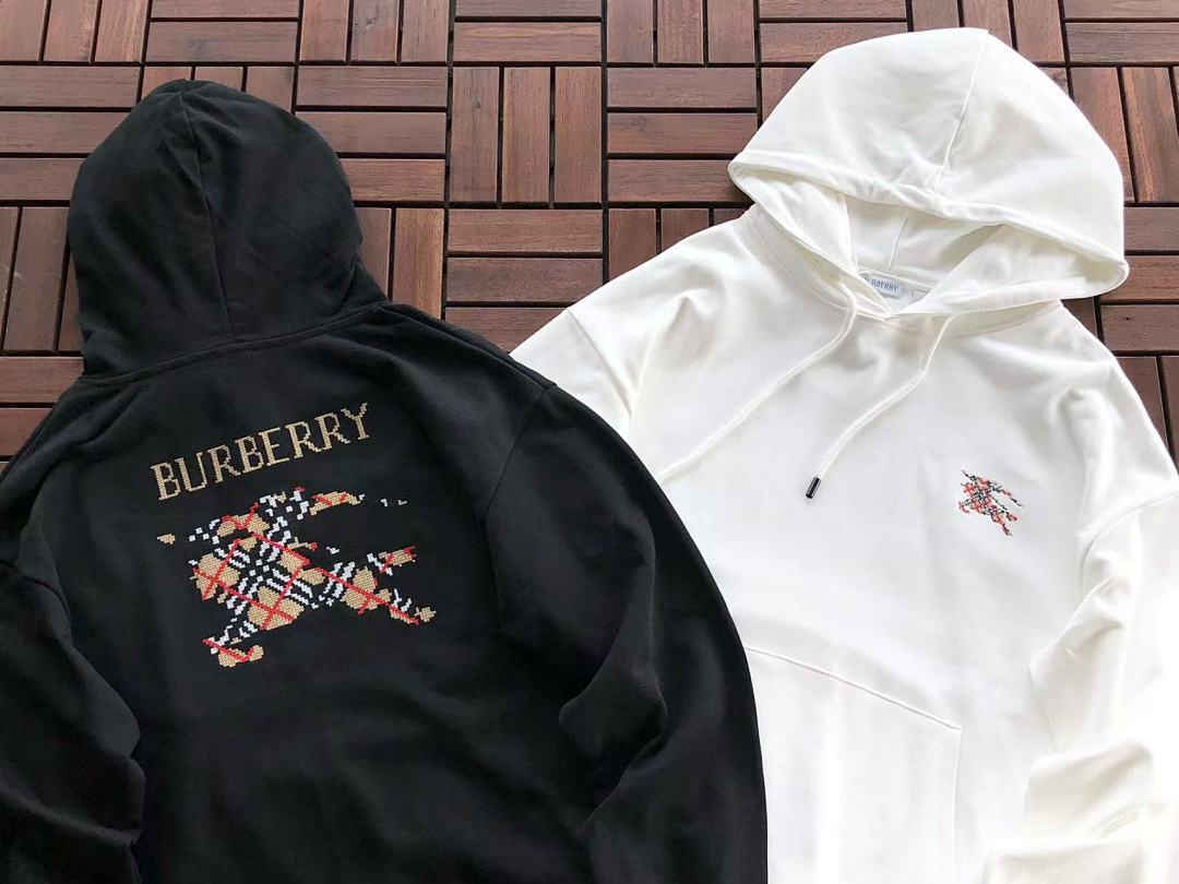 Burberry HOODIE
