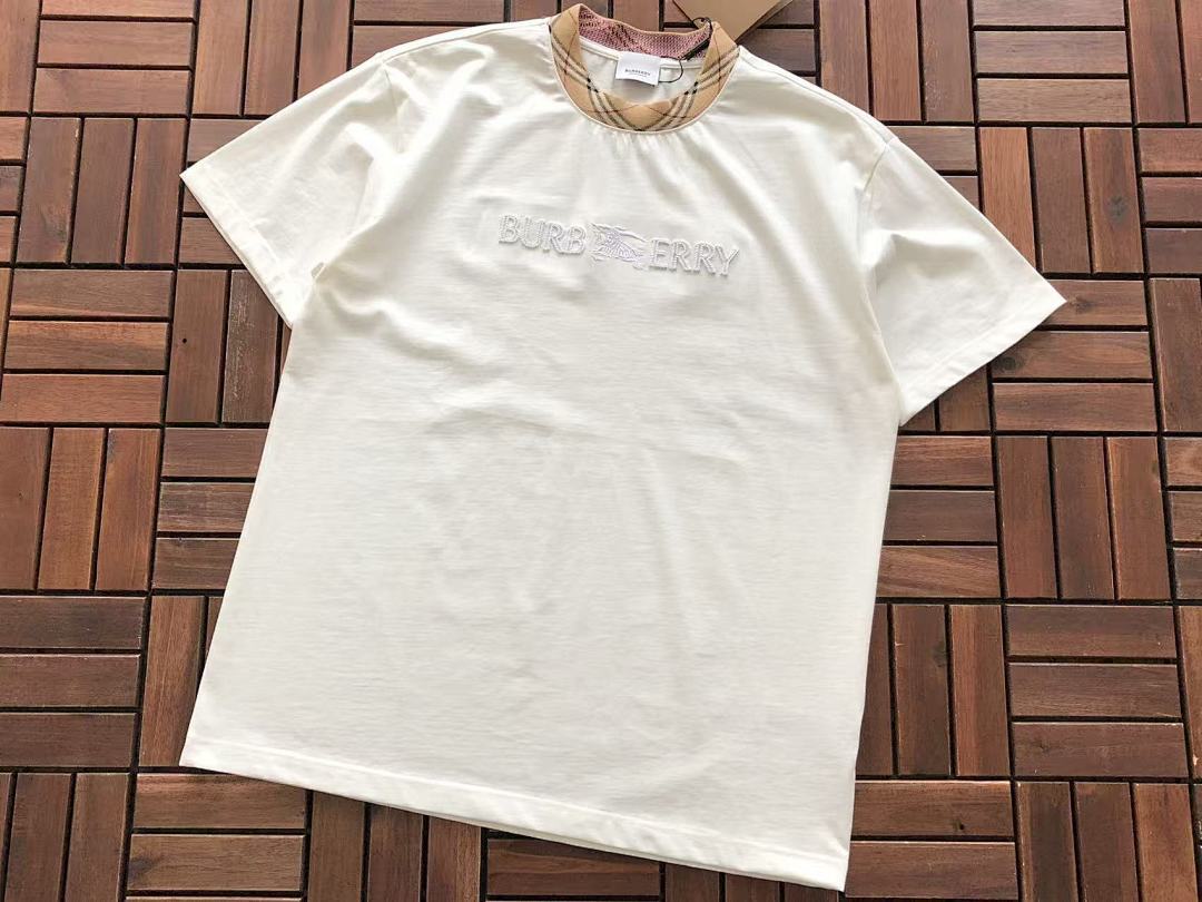 Burberry T-SHIRT
