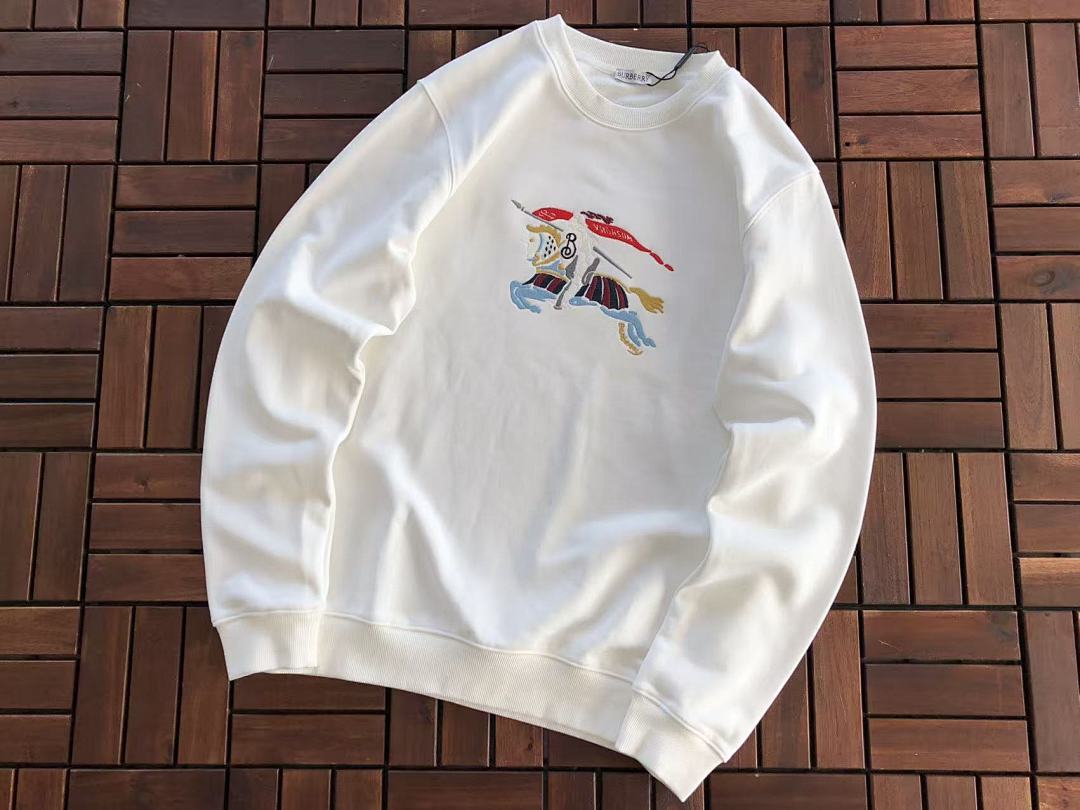 Burberry SWEATER