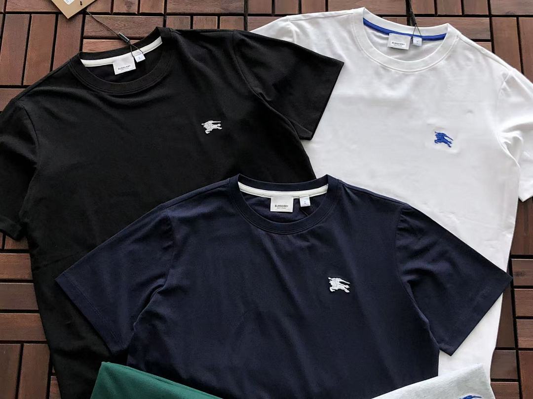 Burberry T-SHIRT