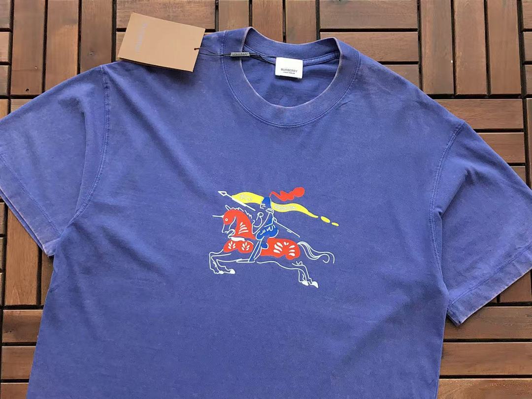 Burberry T-Shirt