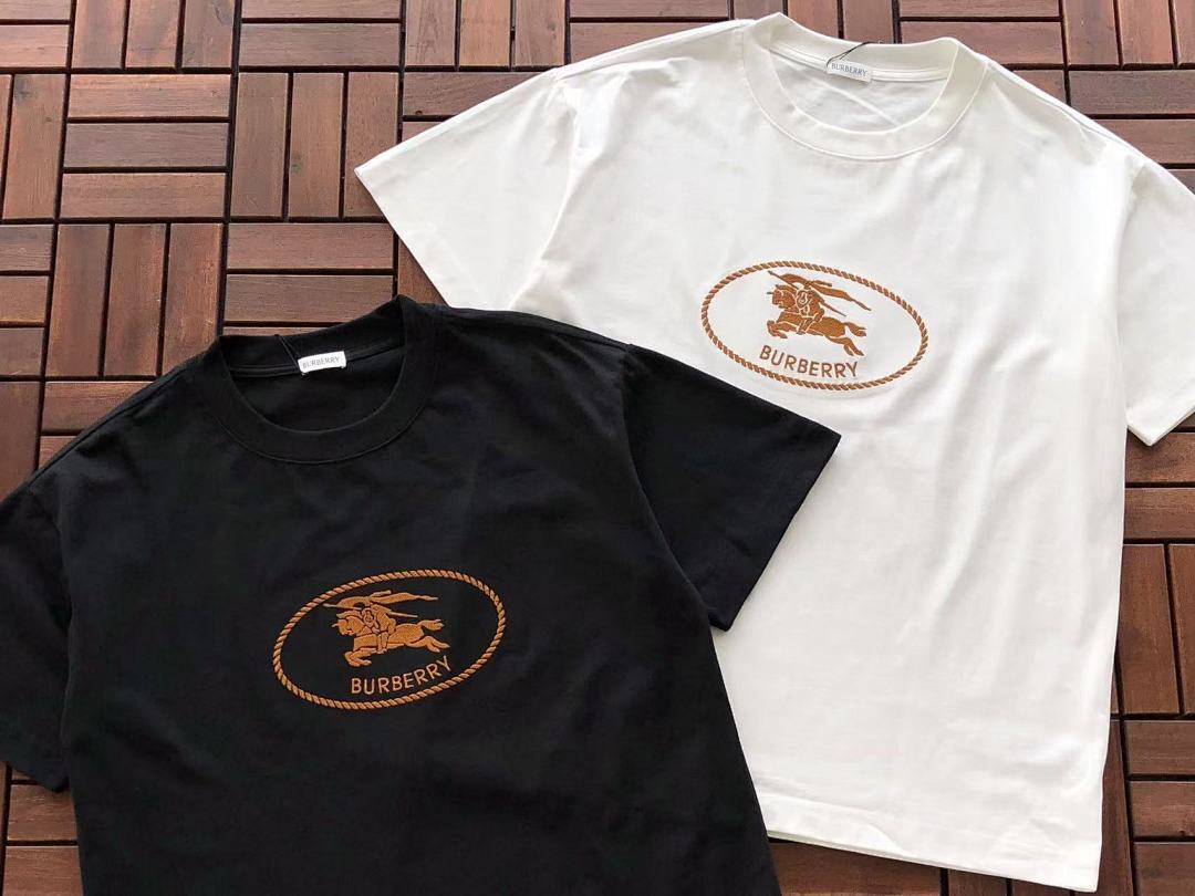 Burberry T-Shirt