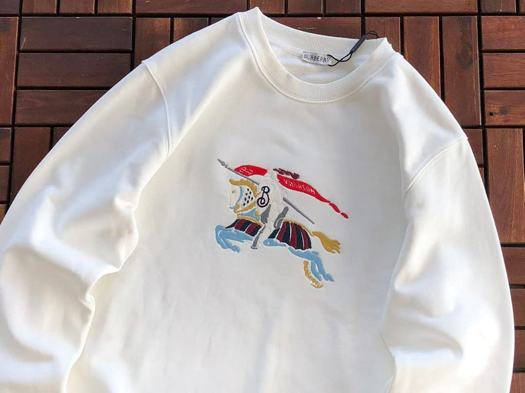 Burberry SWEATER