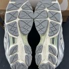 ASICS Product 123