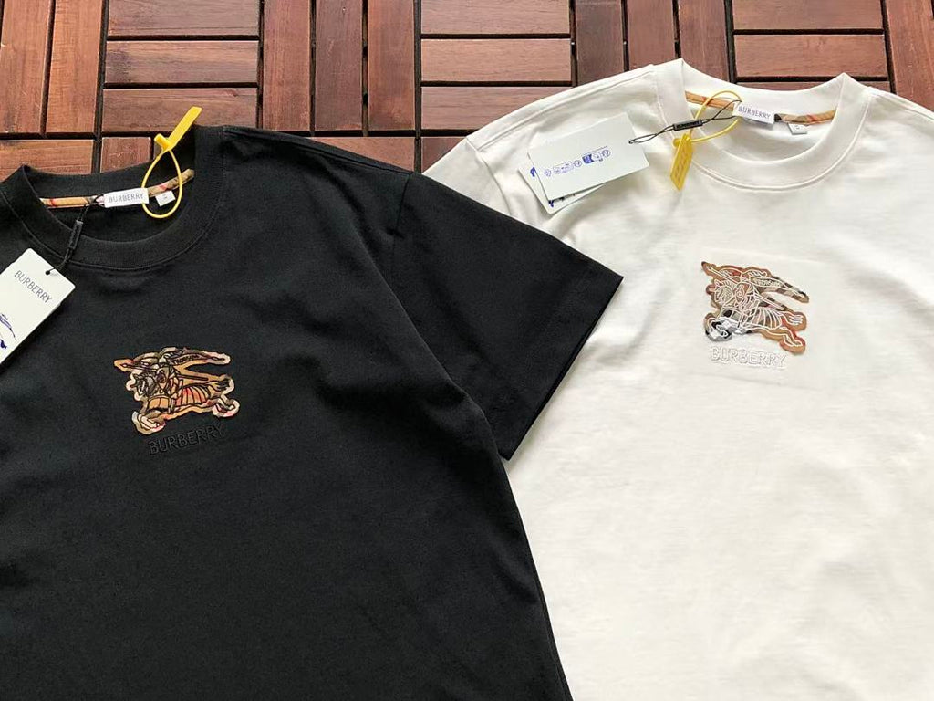 Burberry T-SHIRT