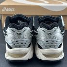 ASICS Product 77