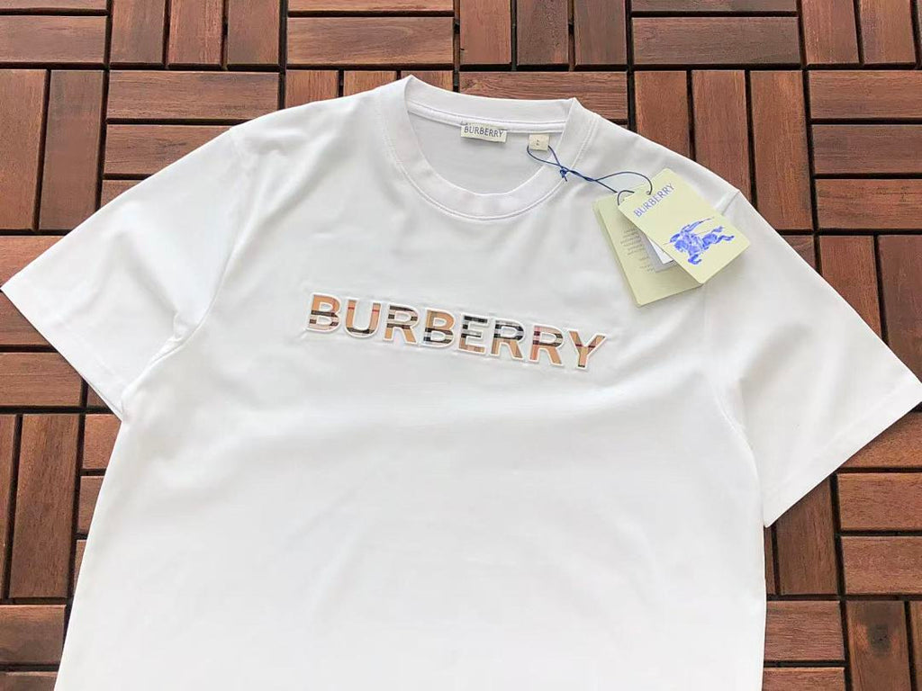 Burberry T-SHIRT