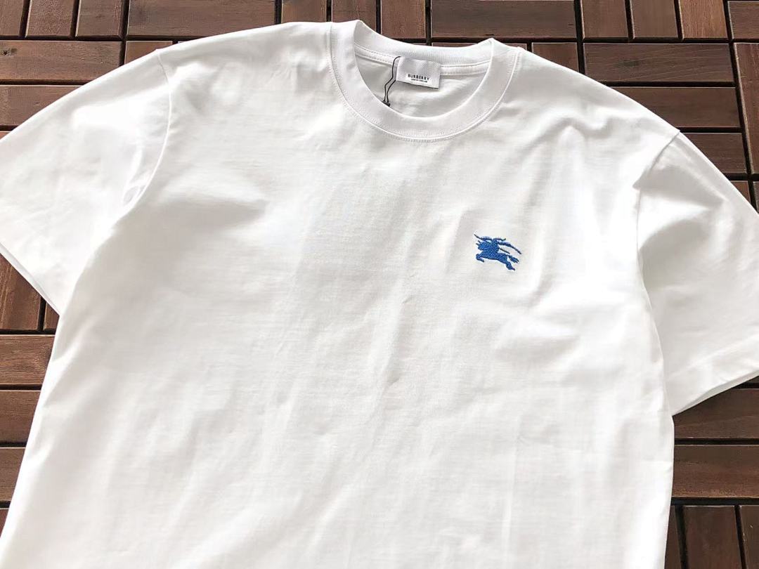 Burberry T-SHIRT