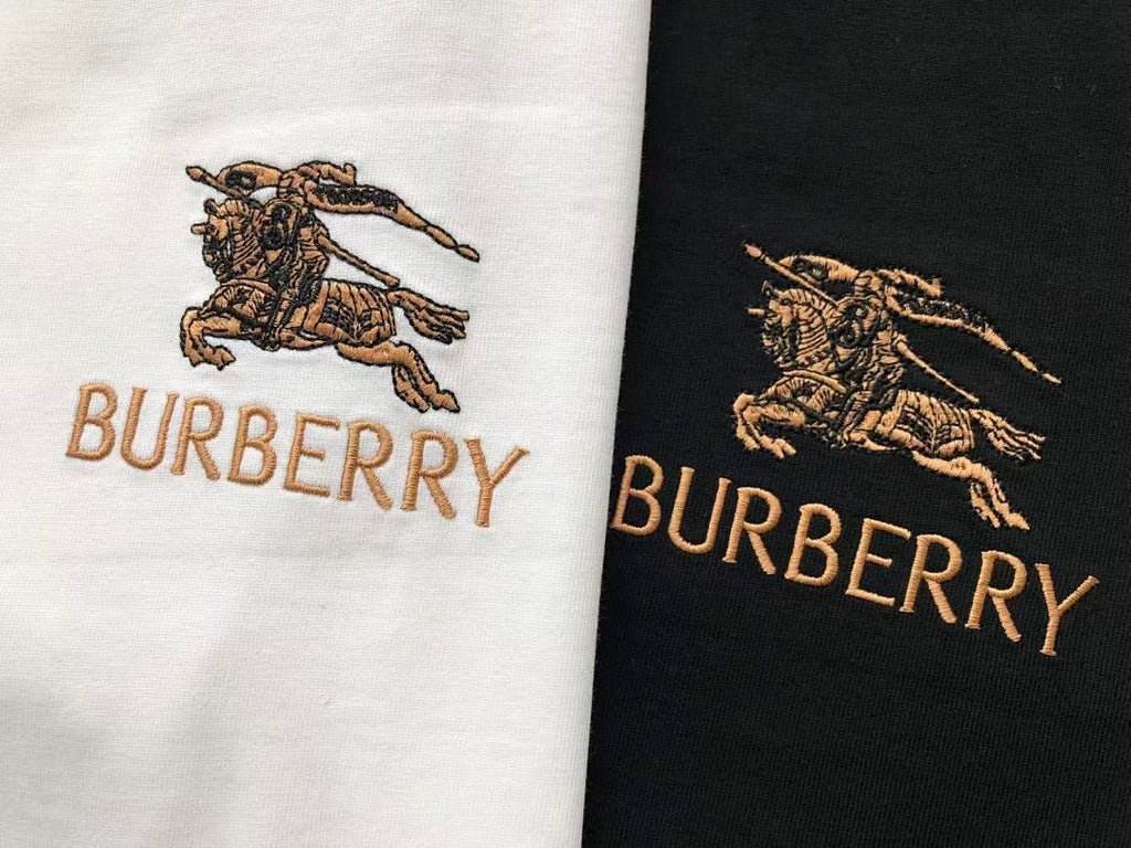 Burberry T-SHIRT