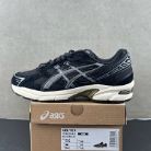 ASICS Product 113