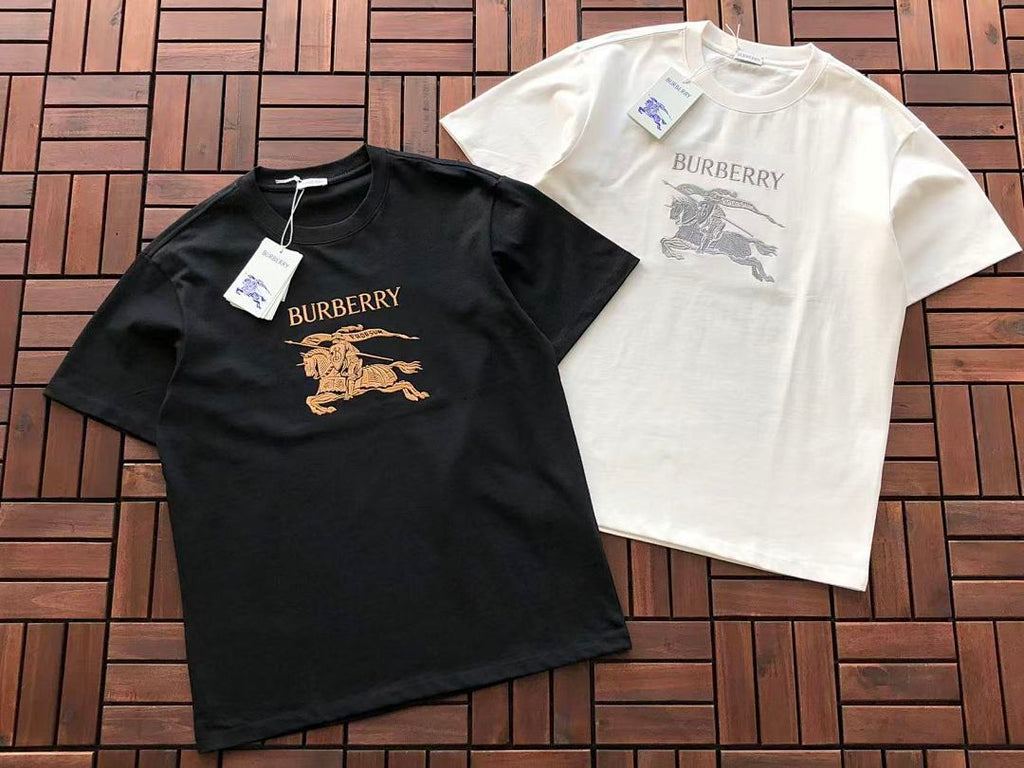 Burberry T-SHIRT