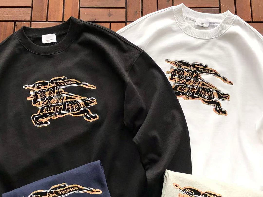 Burberry SWEATER