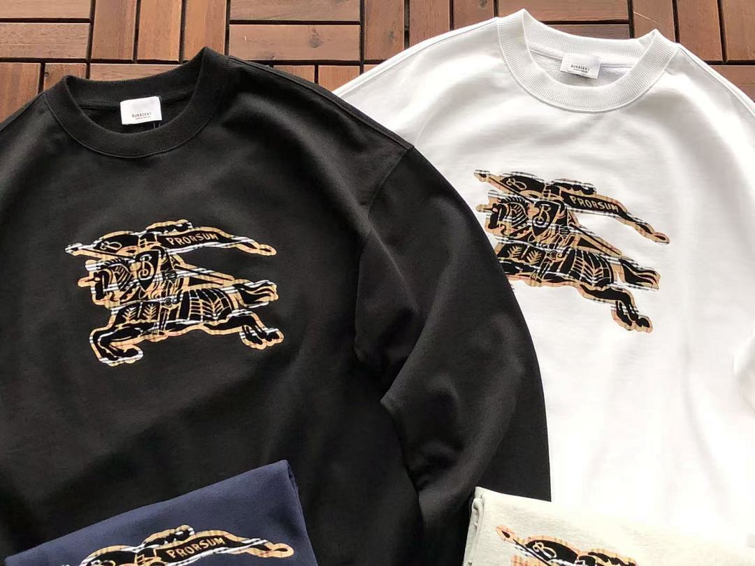 Burberry SWEATER