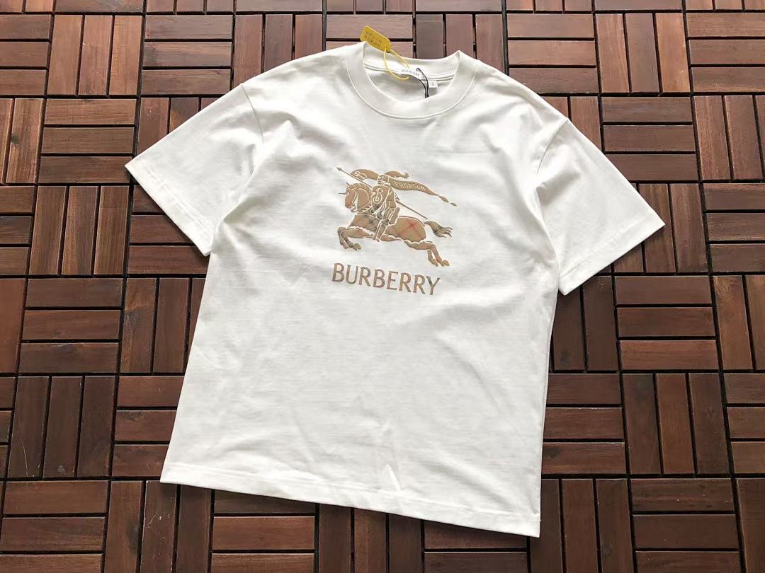 Burberry T-SHIRT