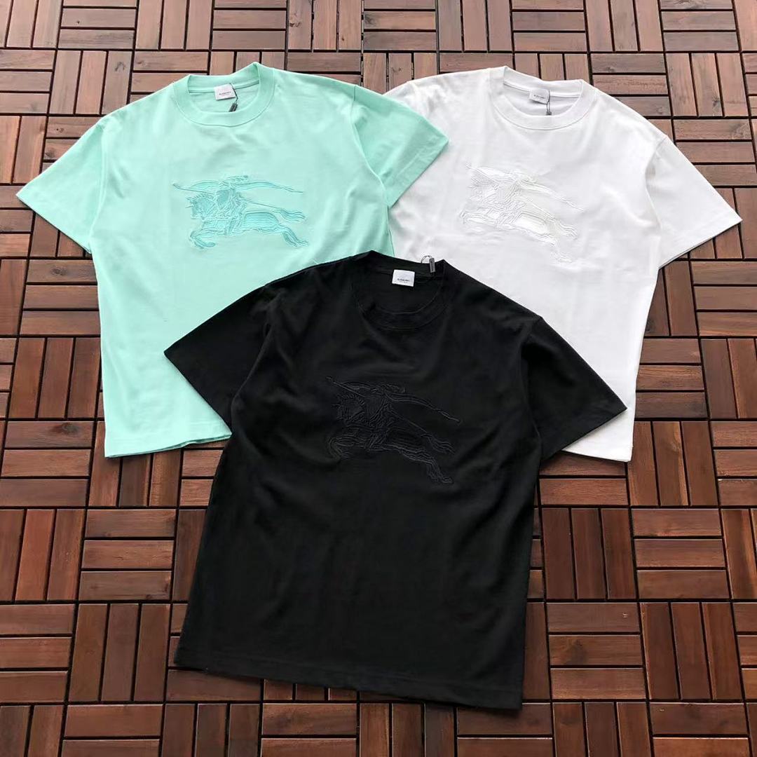 Burberry T-SHIRT