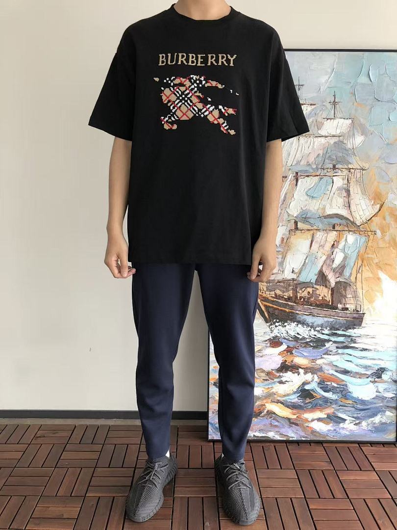 Burberry T-Shirt