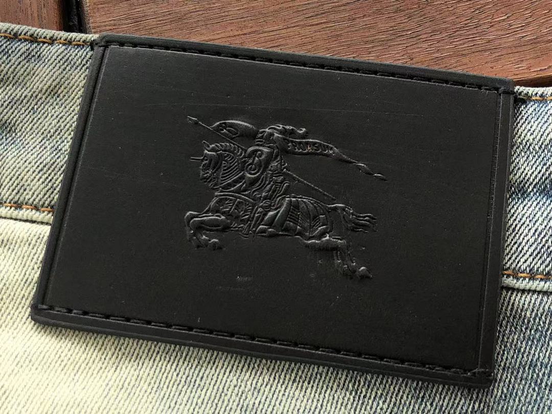 Burberry JEANS