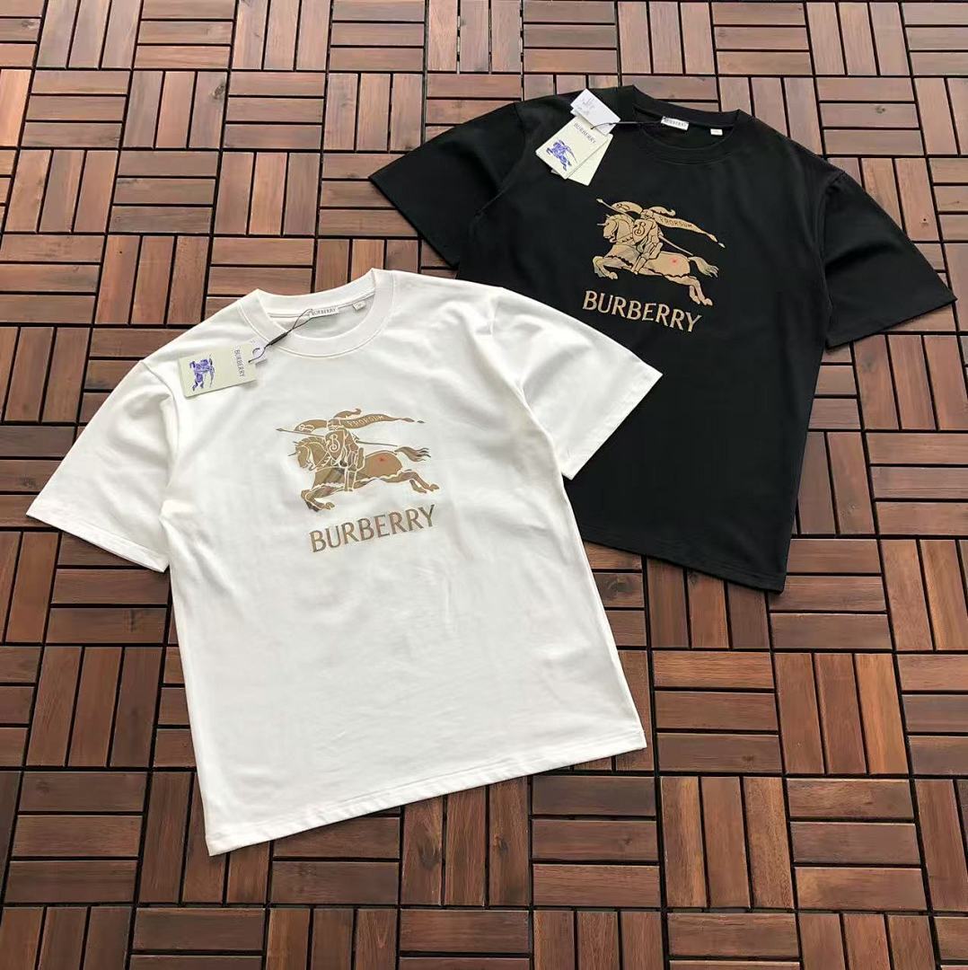 Burberry T-Shirt