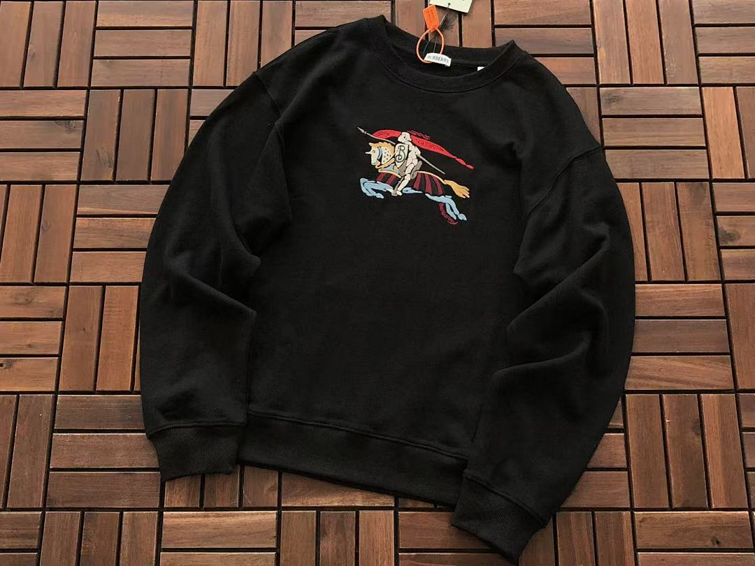 Burberry SWEATER