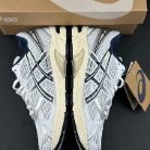 ASICS Product 109
